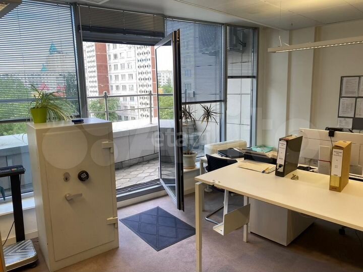 Сдам офисное помещение, 900 м²