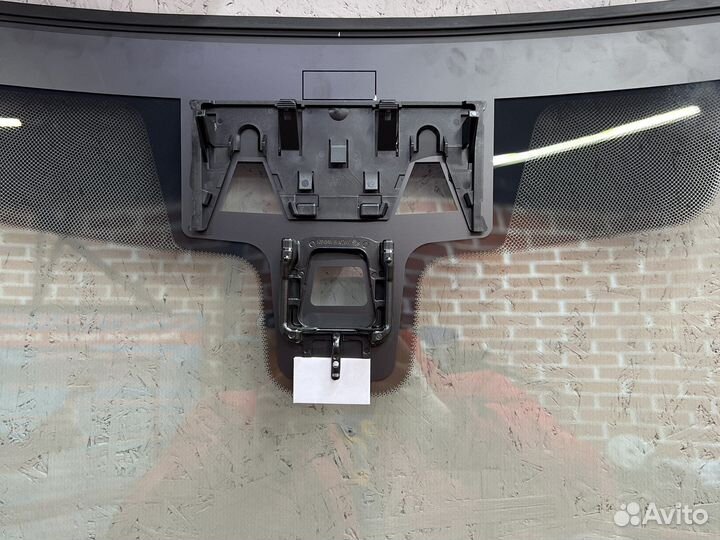 Лобовое стекло range rover L405 2017г