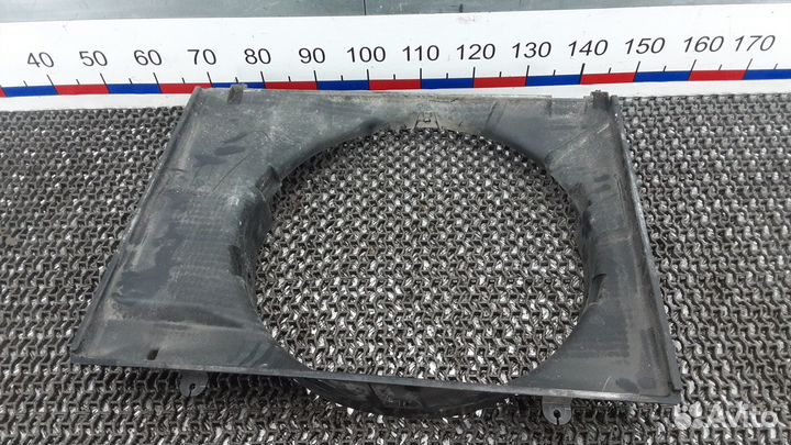 Диффузор вентилятора Mitsubishi Pajero 4 2009