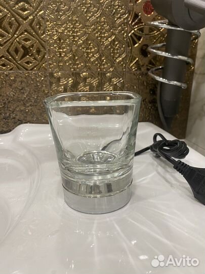 Стакан зарядка Philips Sonicare
