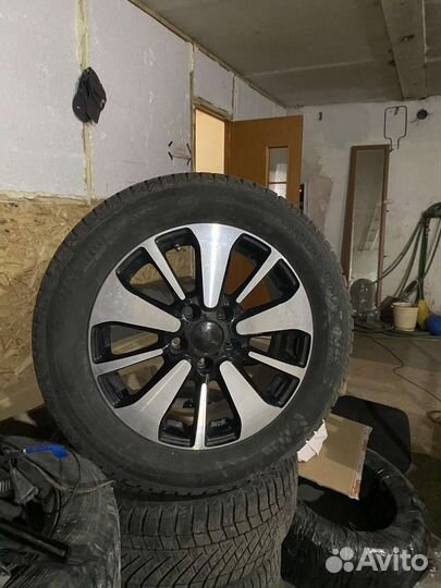 Continental ContiVikingContact 6 215/55 R16