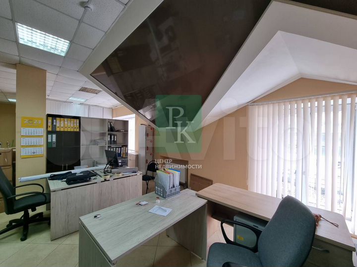 Офисное помещение 67 м² с мебелью и отоплением в ц