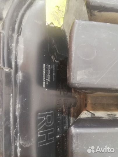 Накладка бампера передняя правая Volkswagen