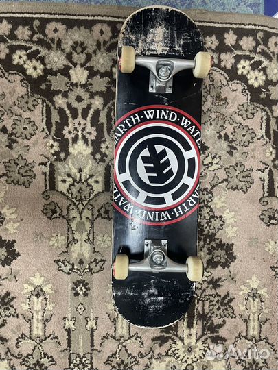 Скейтборд element