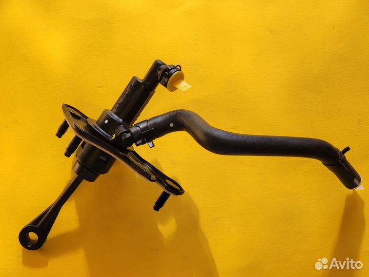 Цилиндр сцепления главный Solaris I / Rio III