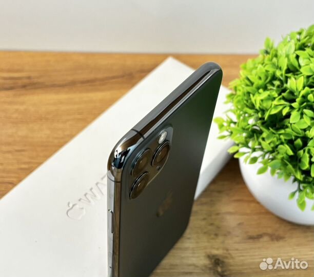 iPhone 11 Pro, 64 ГБ