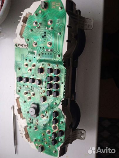 Датчик скорости Рав4(1) МКПП с приборной панелью