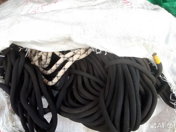 Альпинистская веревка динамическая