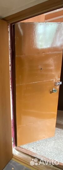 Металлическая дверь бу входная