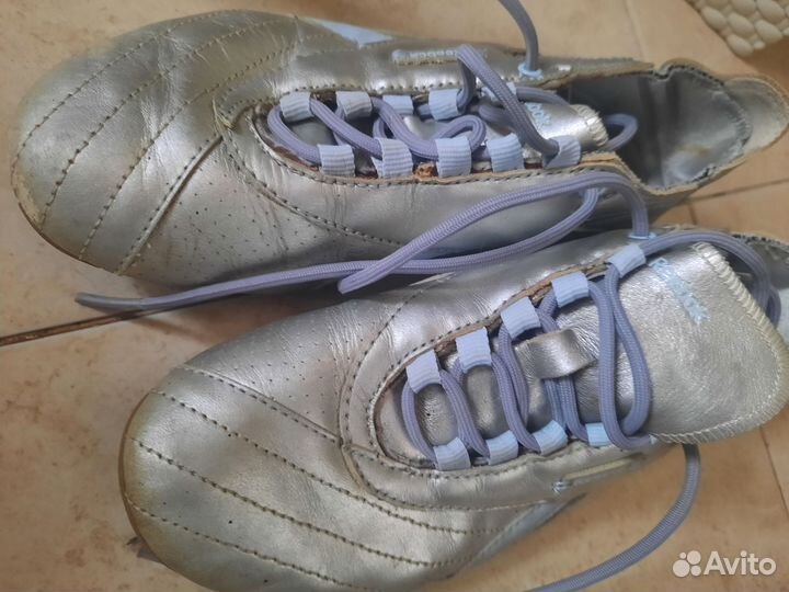 Кроссовки reebok женские 35