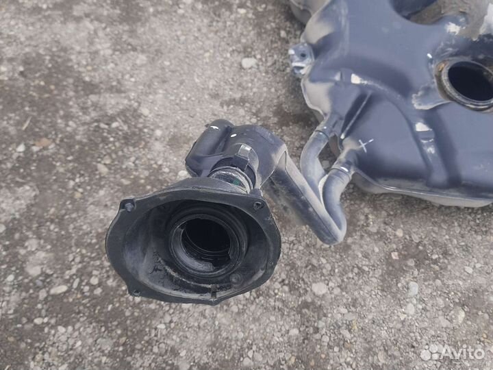 Топливный бак renault Duster 1.6 бензин