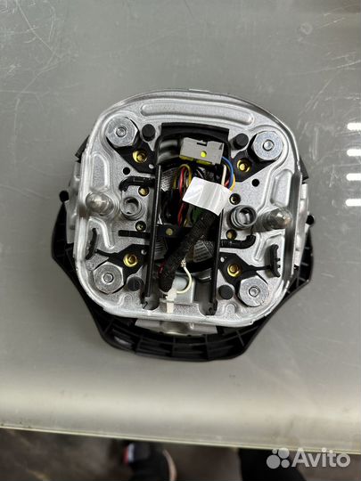 Подушка водителя bmw e84, e90