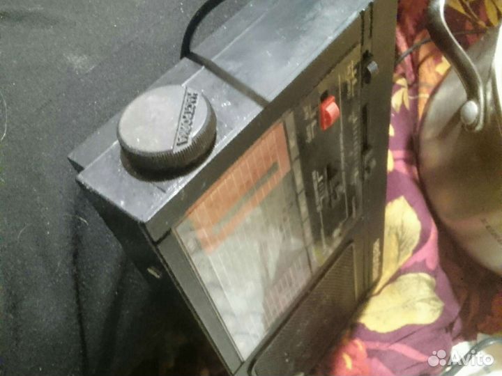 Легендарный оч.стильный приемник СССР меридиан