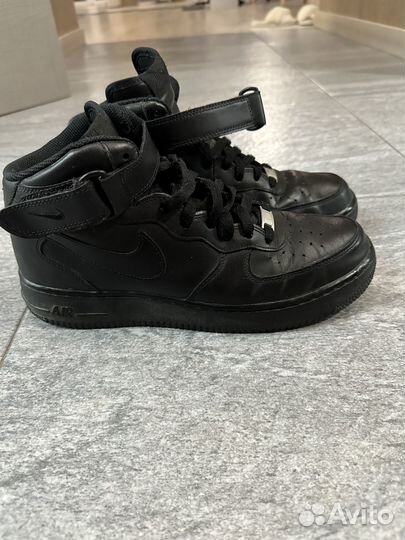 Nike air force 1 high black