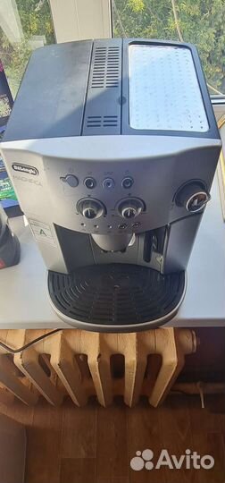 Кофемашина delonghi