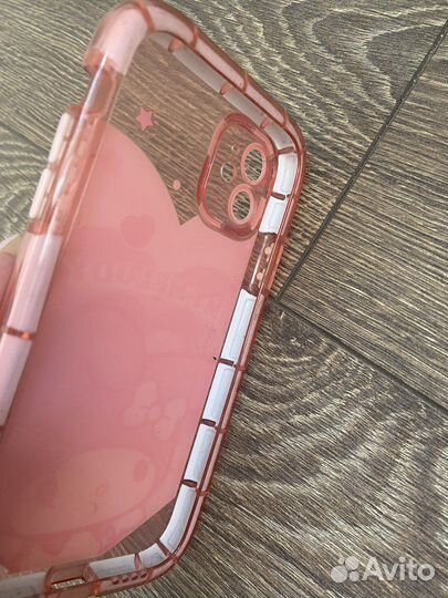 Чехол на iPhone 11