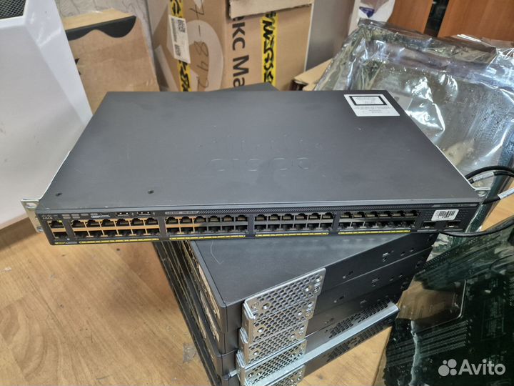Коммутатор Cisco WS-C2960x-48TD-L V03