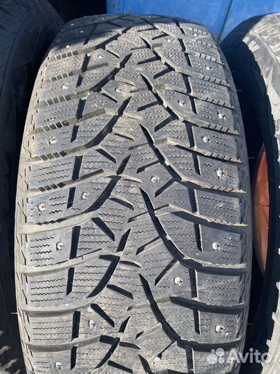 Bridgestone Blizzak Spike-02 SUV 235/55 R19