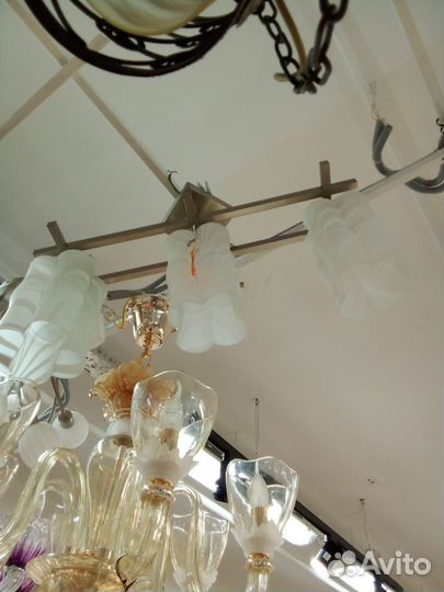 Потолочная люстра