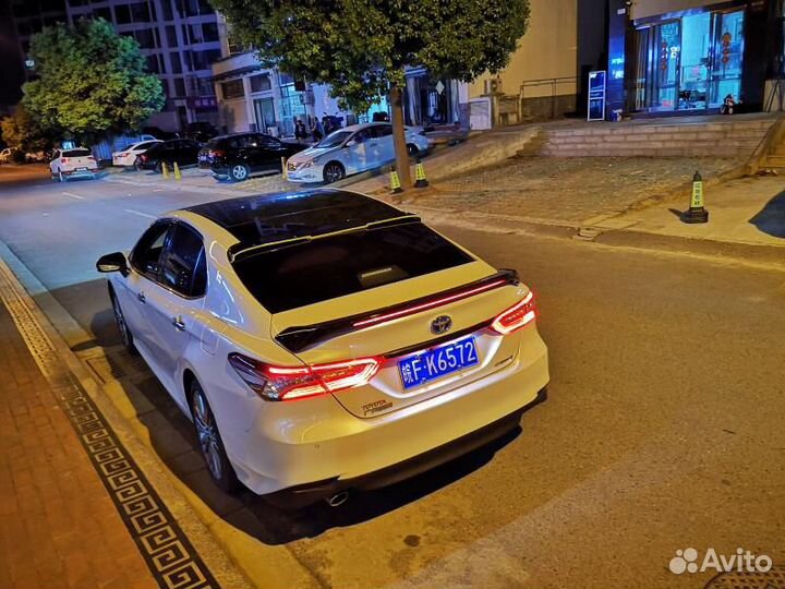 Спойлер багажника Toyota Camry V70/75