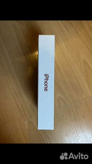 Коробка от iPhone 12