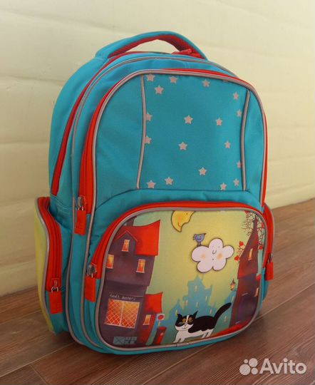 Рюкзак школьный