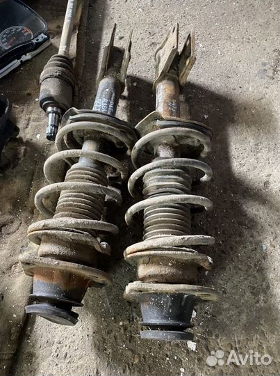 Стойки передние Fiat albea