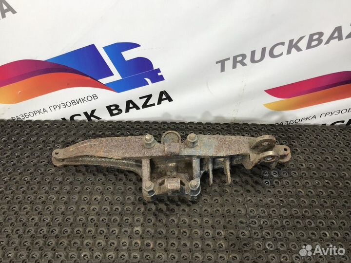 Кронштейн пневморессоры задний правый