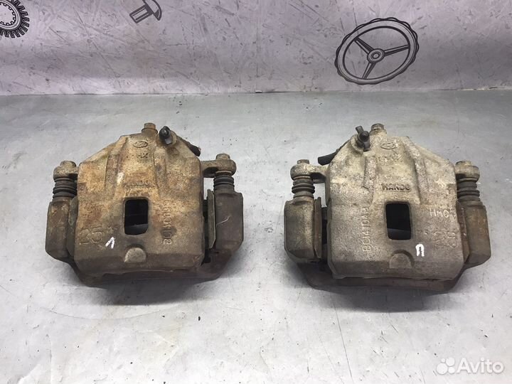 Суппорт передний Kia Magentis 2002 г.в