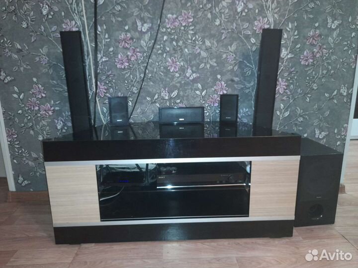 Тумба под телевизор