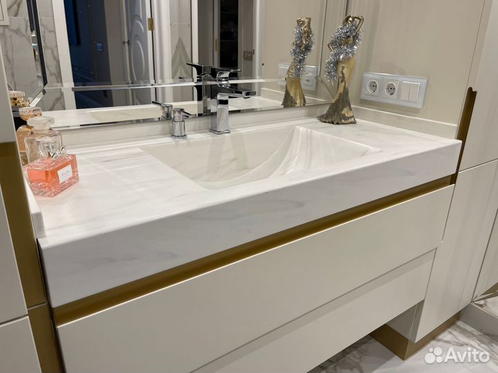 Столешница, раковина из искусственного камня