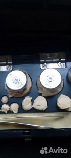 Набор весовых гирь