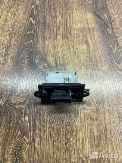 Реостат печки Nissan Note хэтчбек 1.4 2007
