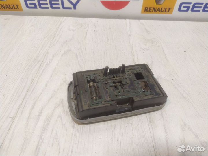 Плафон Подсветка фонарь салона Renault megane 1