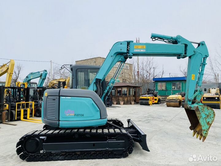 Мини-экскаватор Kobelco SK75UR, 2015
