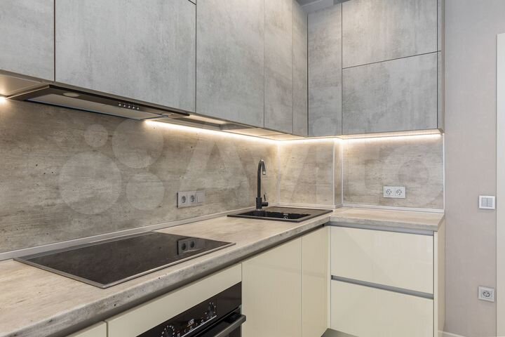 2-к. квартира, 79 м², 10/17 эт.