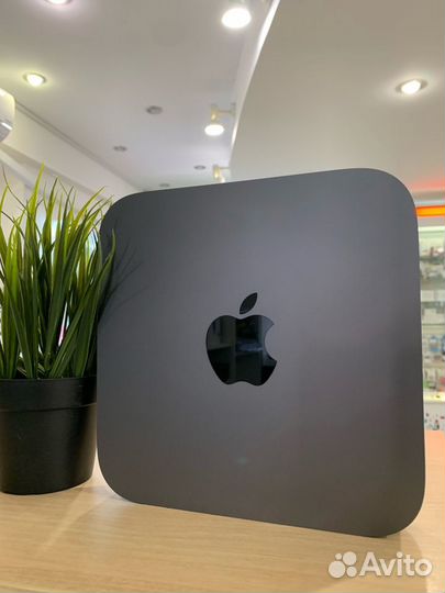 Apple Mac Mini - 2018, i3, 8-256Gb SSD