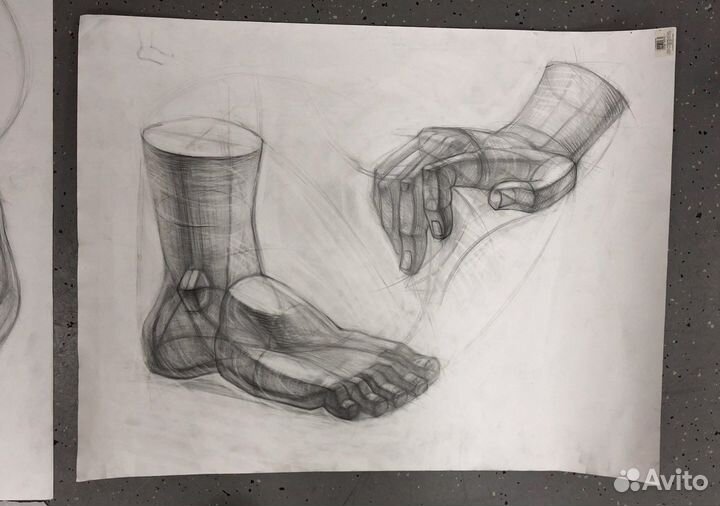 Преподаватель по рисунку, живописи и дизайну