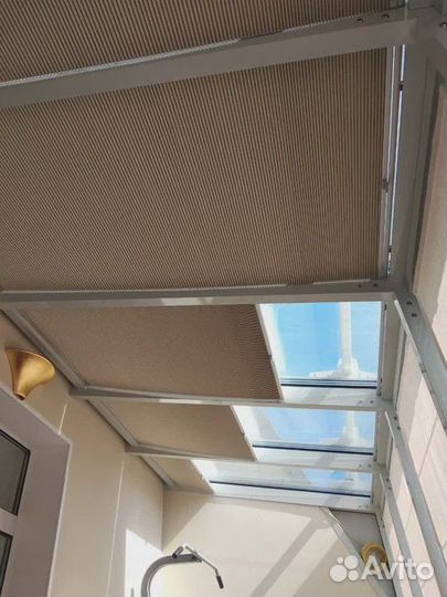 Шторы плиссе и гофре на полоточные окна