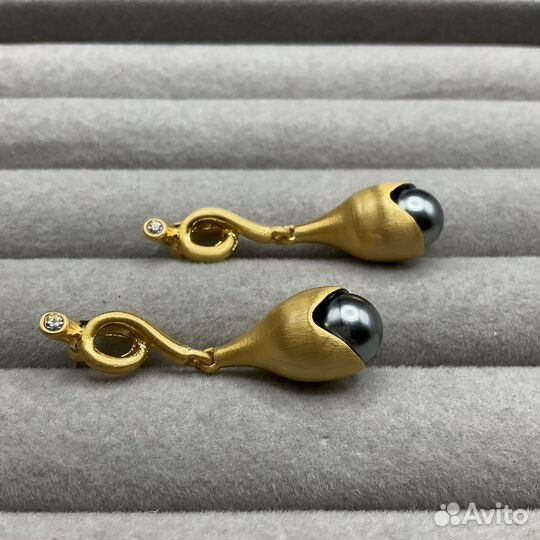 Серьги стильные