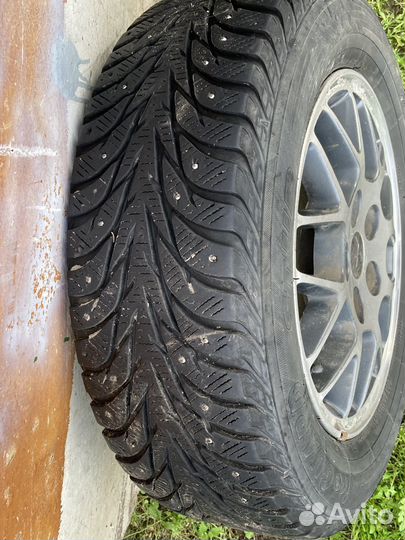 Yokohama IceGuard Stud IG65 20.5/65 R15
