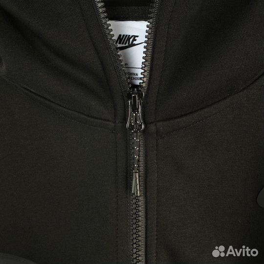 Зипка Nike Tech Fleece чёрная