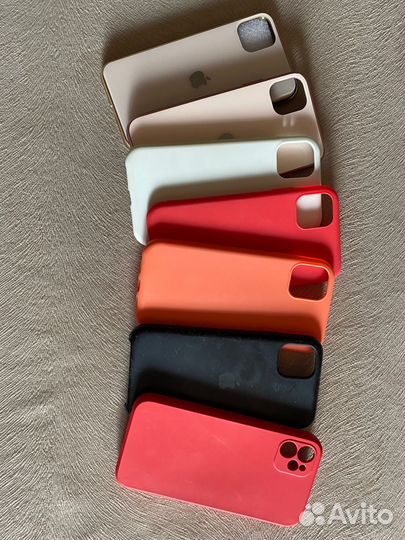 Чехол на iPhone 11