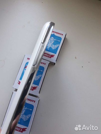 Samsung Galaxy Win GT-I8552, 8 ГБ