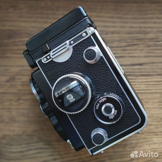 Rolleiflex 3.5F Schneider-Kreuznach Xenotar 75/ 3