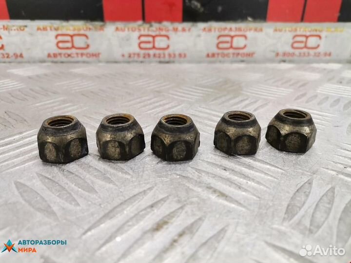 Болт колесный Toyota Sienna 2 рест. 2007