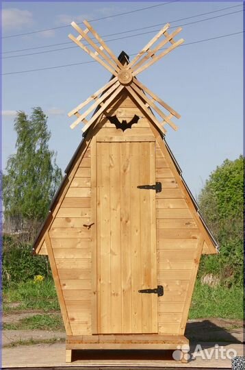 Дачный туалет деревянный SOX562