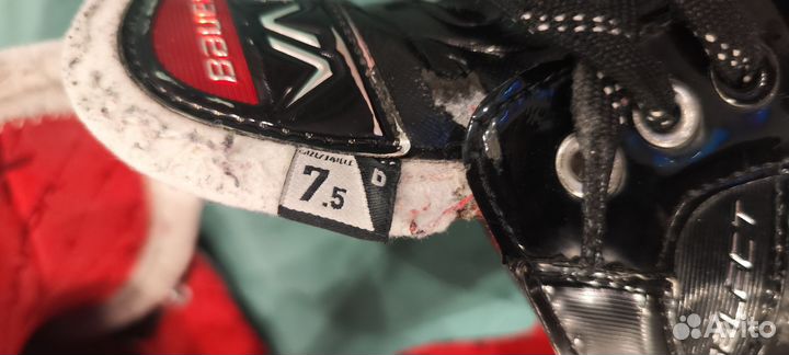 Хоккейные коньки bauer vapor