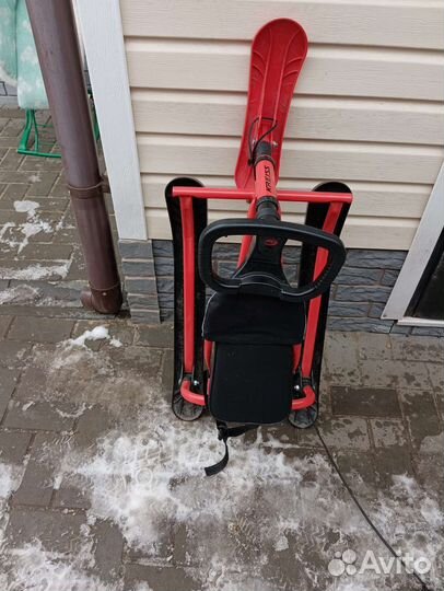 Детский снегокат со спинкой