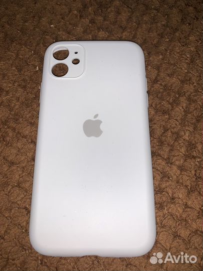 Чехол на iPhone 11